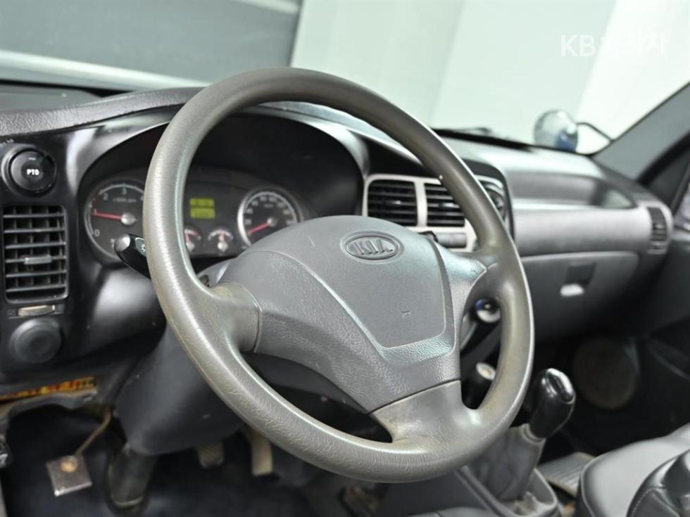 2008 - kia bongo iii