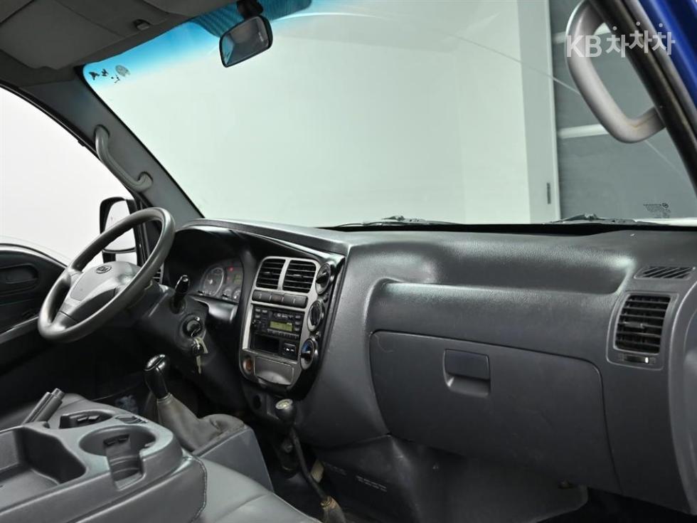 2008 - kia bongo iii