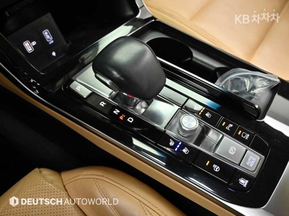2020 - kia k7