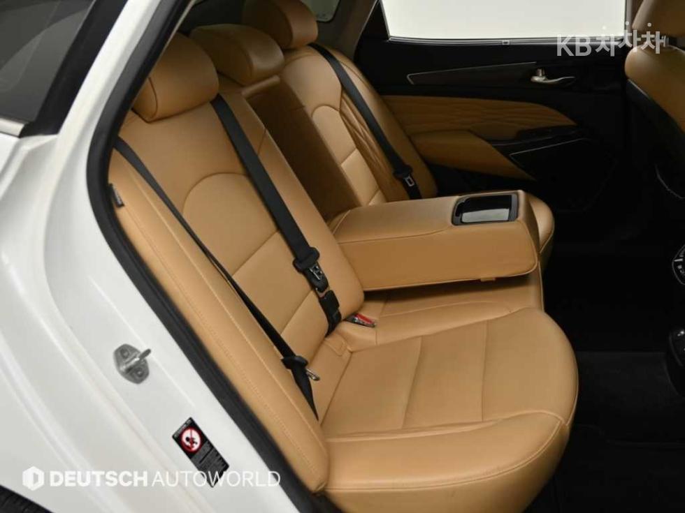 2020 - kia k7
