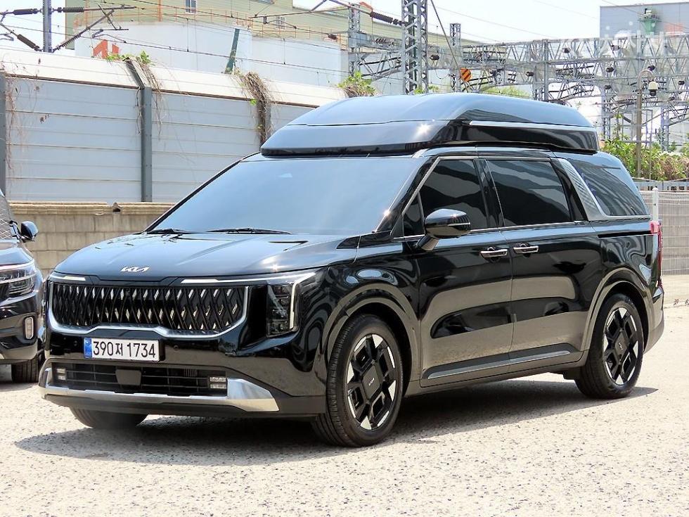 2024 - kia carnival