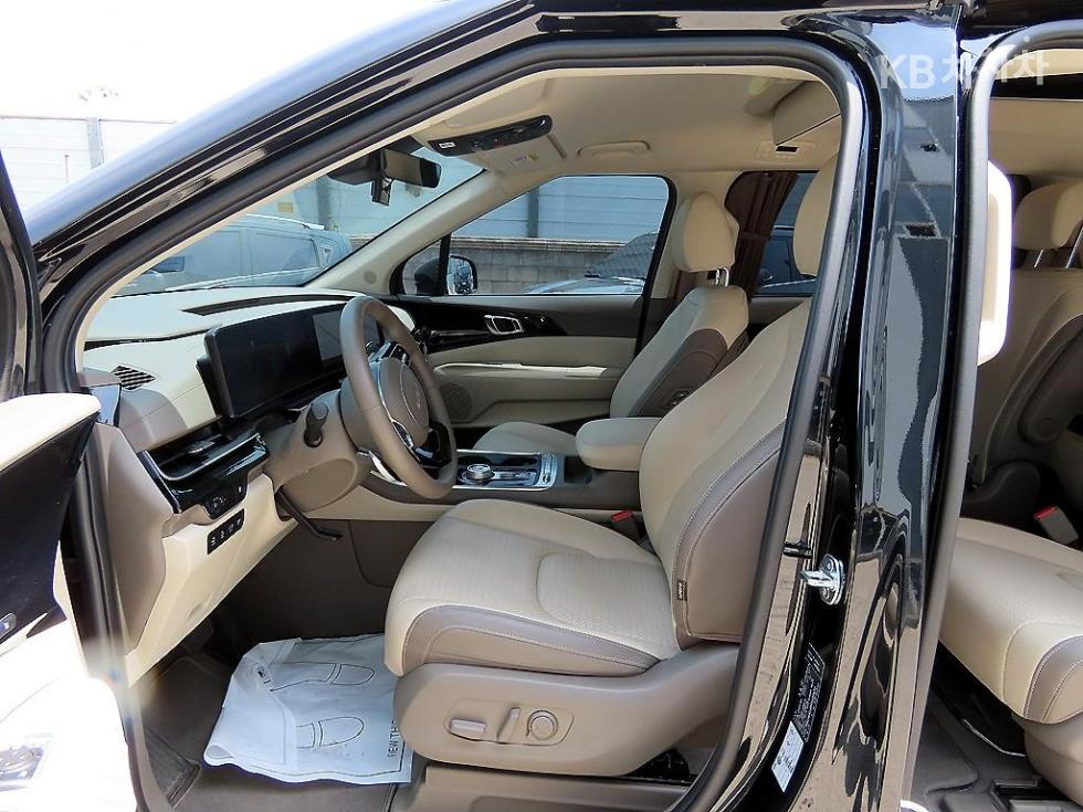 2024 - kia carnival