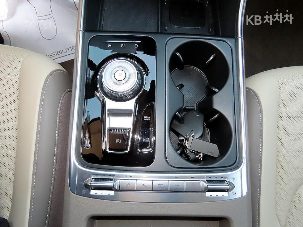 2024 - kia carnival