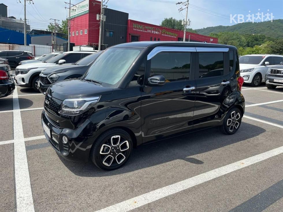 2022 - kia ray