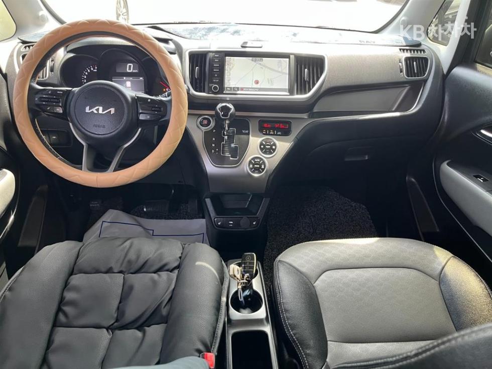 2022 - kia ray