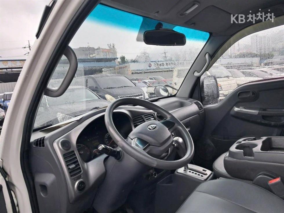 2013 - kia bongo iii