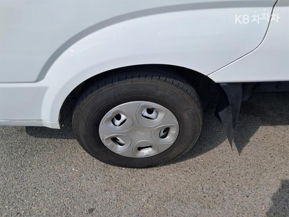 2015 - kia bongo iii
