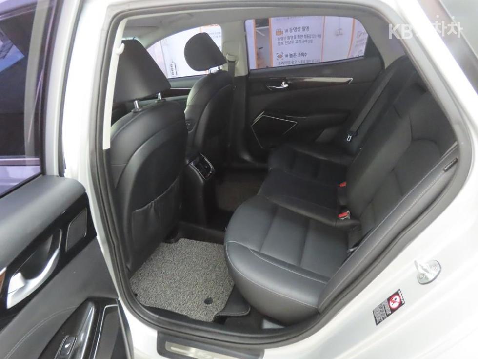 2018 - kia k7