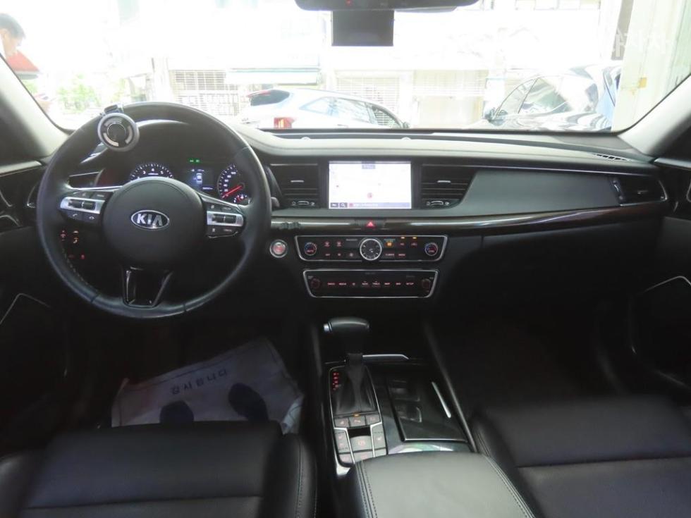 2018 - kia k7