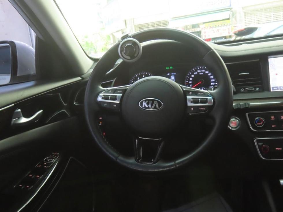2018 - kia k7