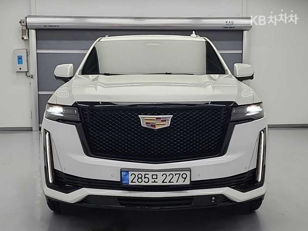 2021 Cadillac ESCALADE(5) photo