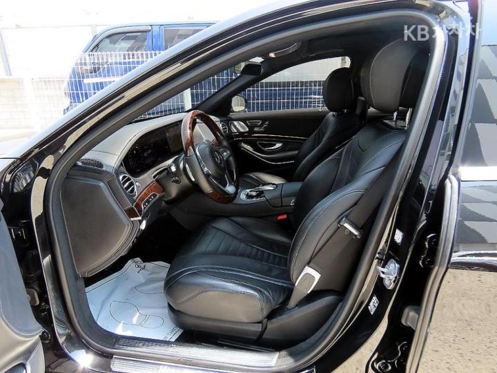 Mercedes-Benz S-Class New S560L 4MATIC 6