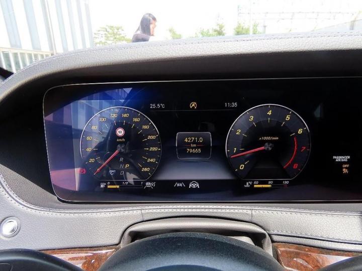 Mercedes-Benz S-Class New S560L 4MATIC 10
