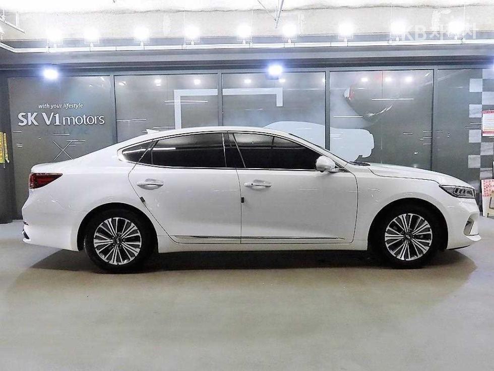 2020 - kia k7