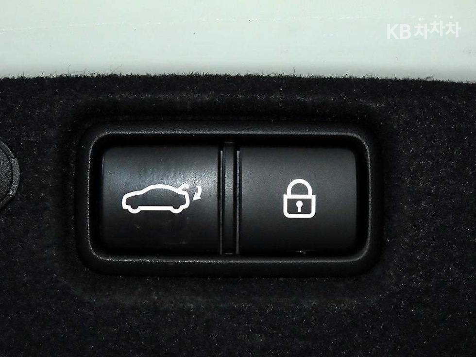 2020 - kia k7