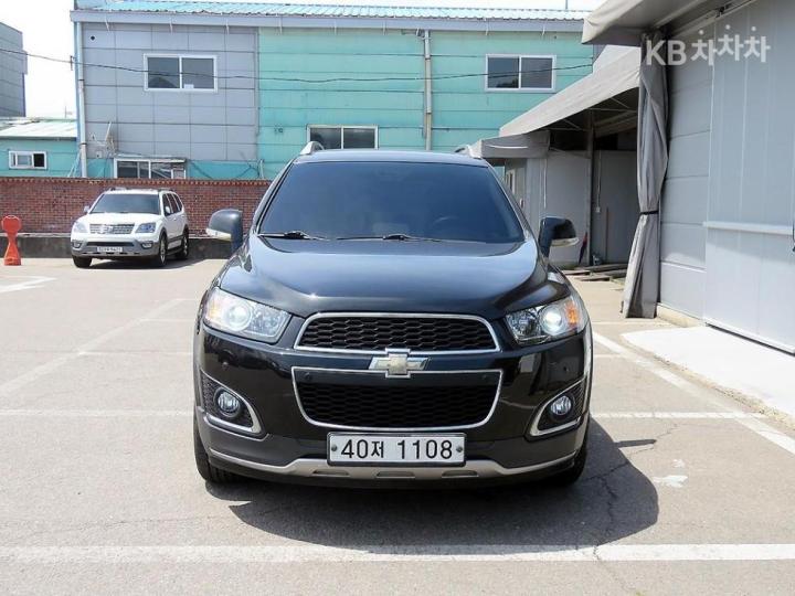 Chevrolet Captiva 2WD LT Premium