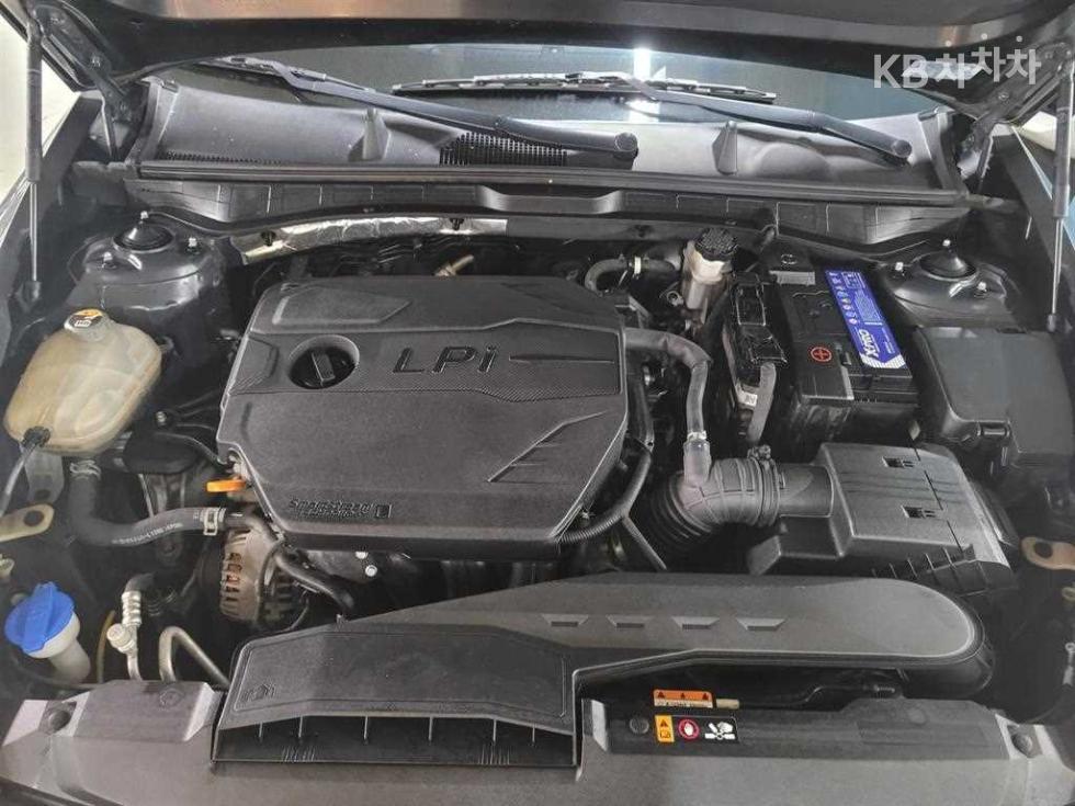 Hyundai Sonata — miniaturë 20