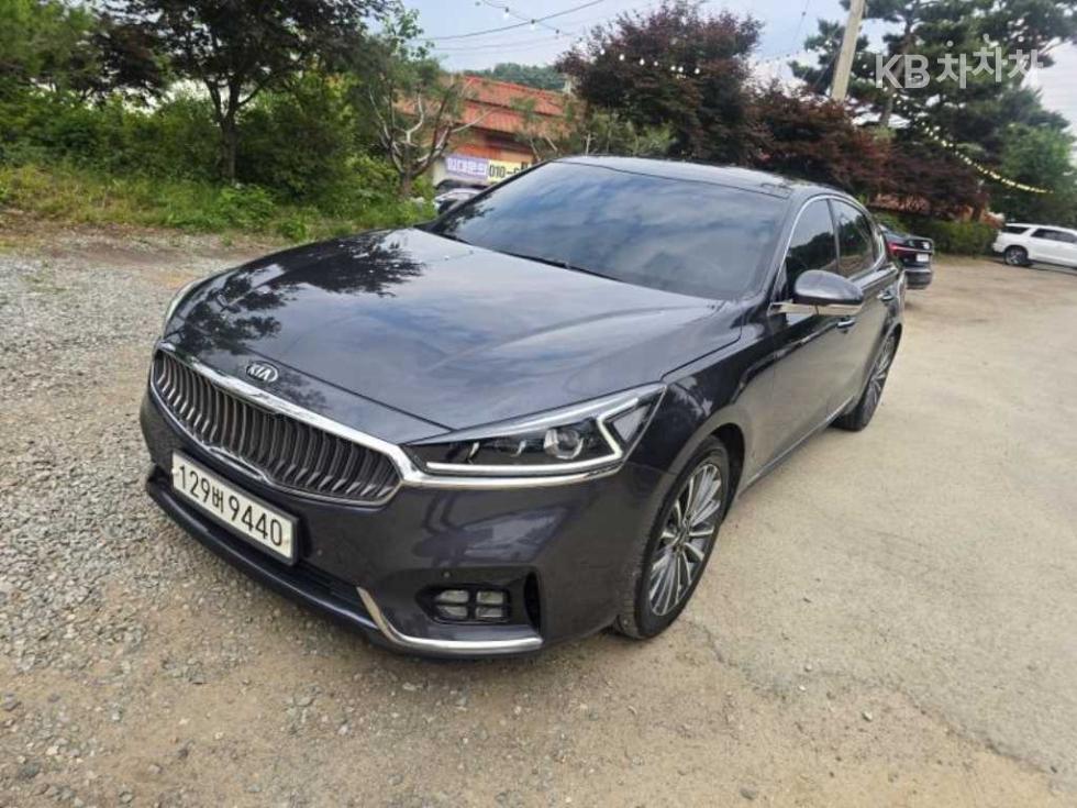 2017 - kia k7