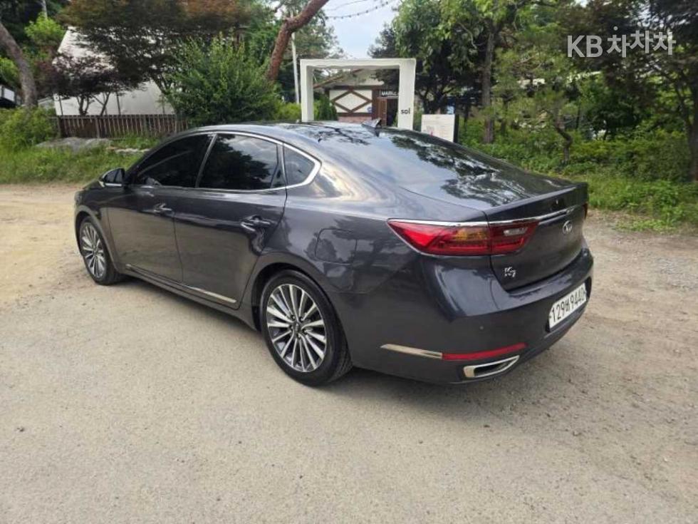 2017 - kia k7