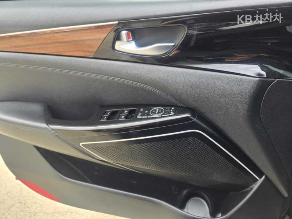2017 - kia k7