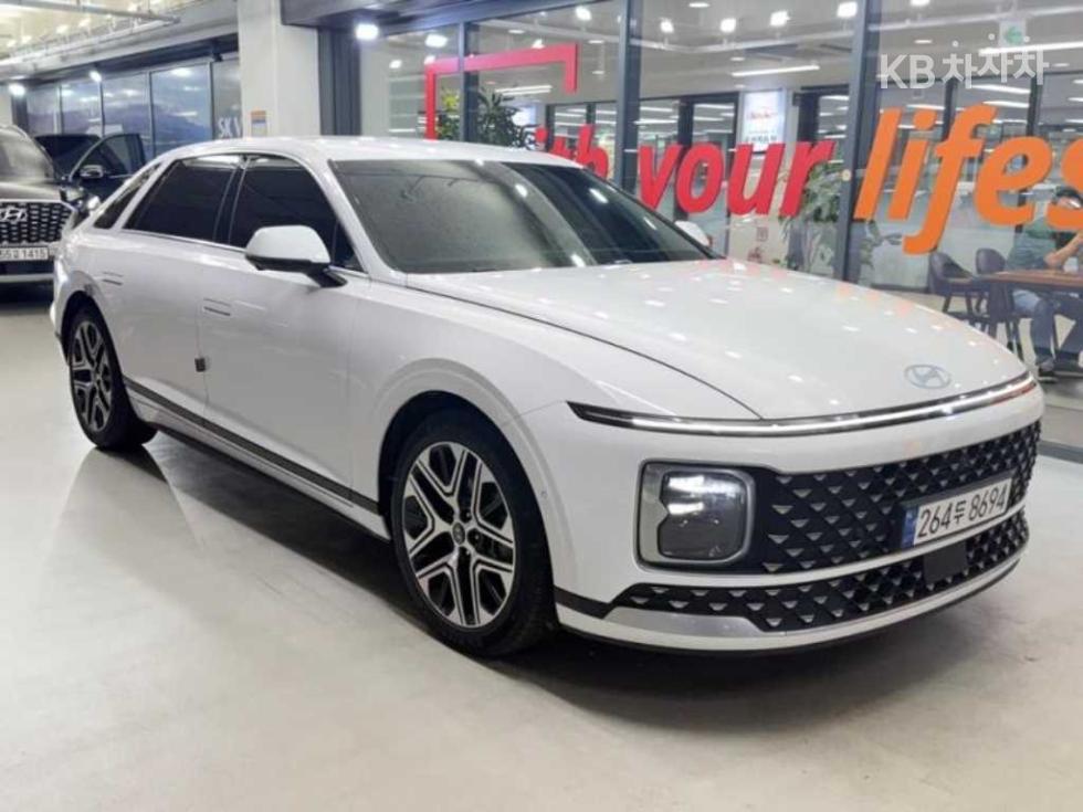 2023 Hyundai Used Car photo