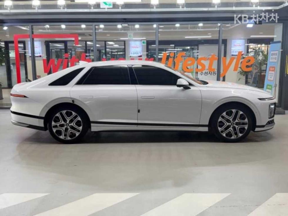 2023 Hyundai Used Car photo