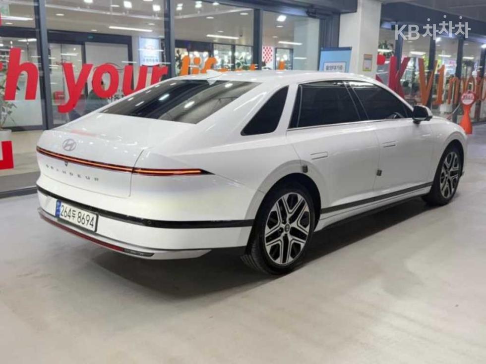 2023 Hyundai Used Car photo