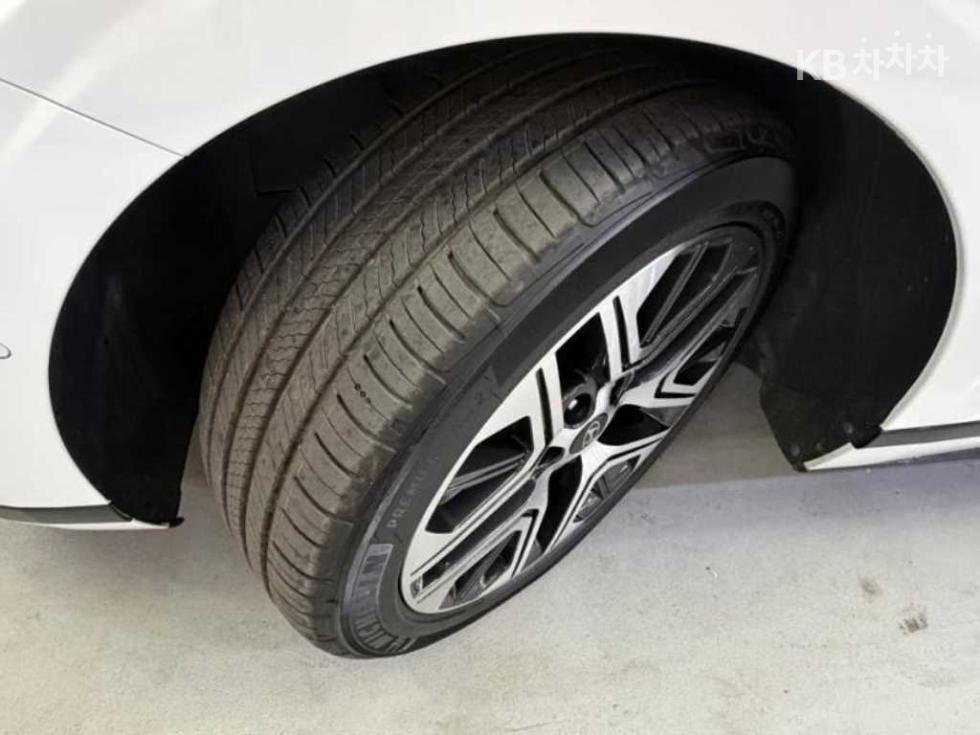 2023 Hyundai Used Car photo