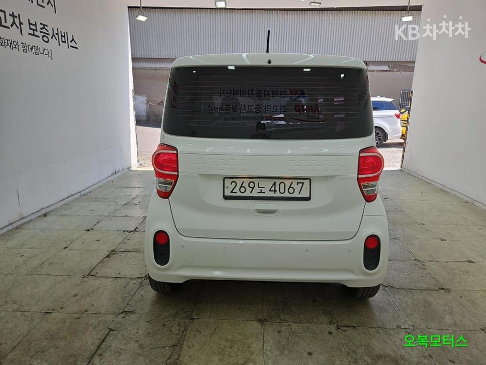2022 - kia ray