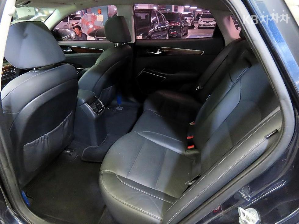 2016 - kia k7