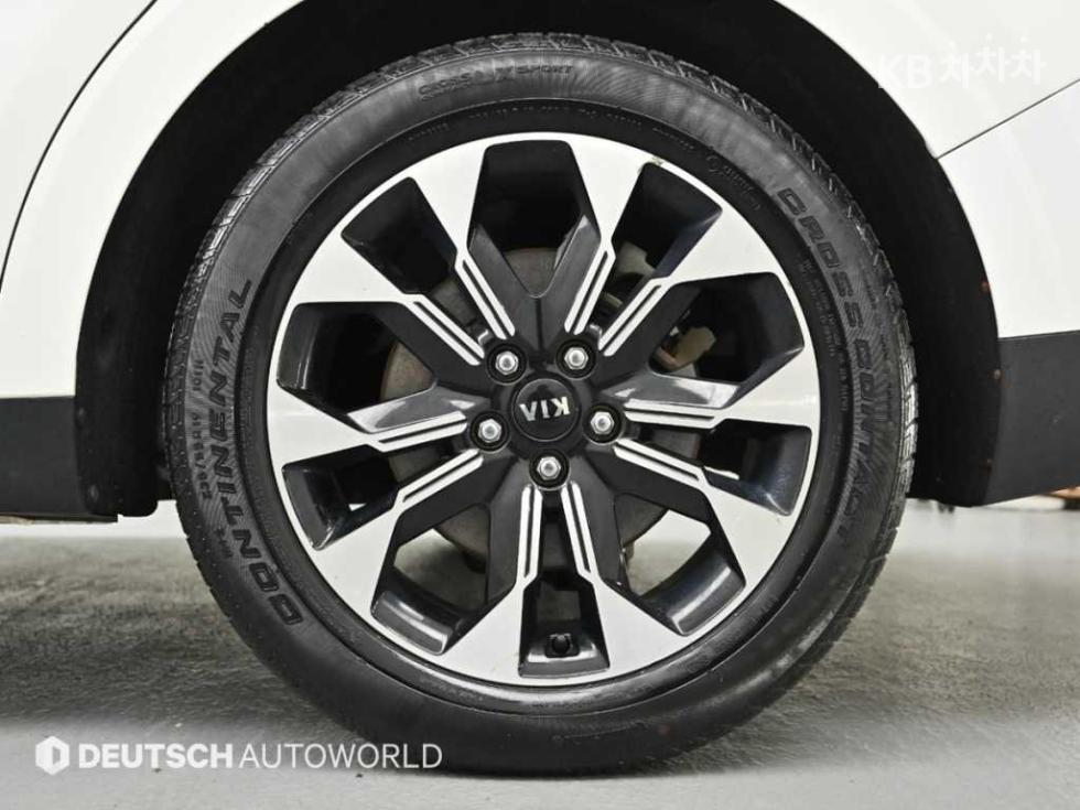 2021 - kia carnival