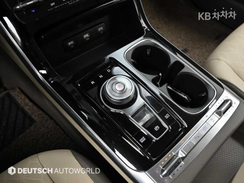 2021 - kia carnival