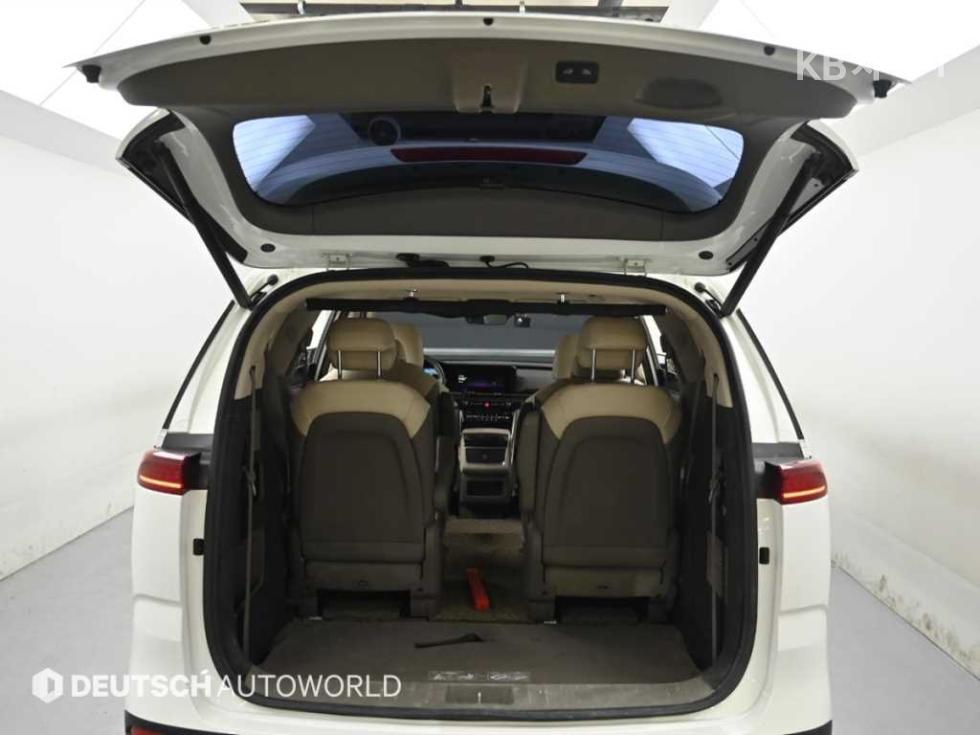 2021 - kia carnival