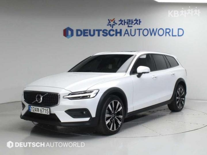 Volvo V60 CC B5 AWD Pro 2