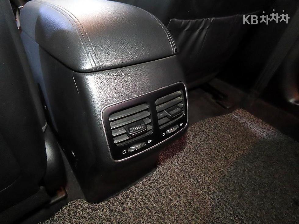 2015 - kia k7
