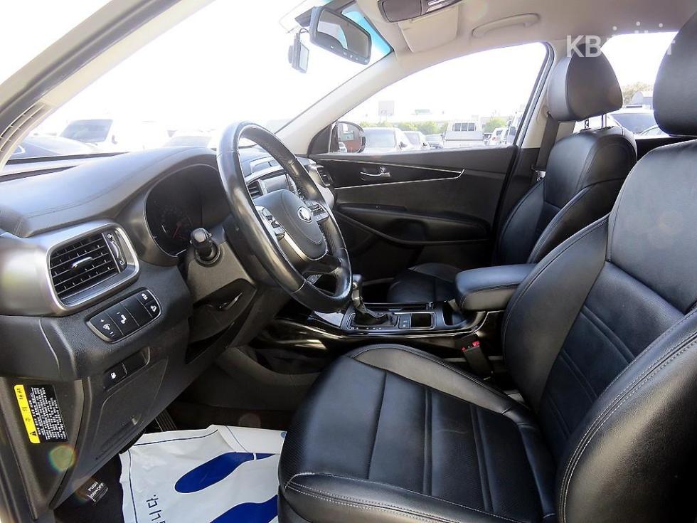 2019 - kia sorento