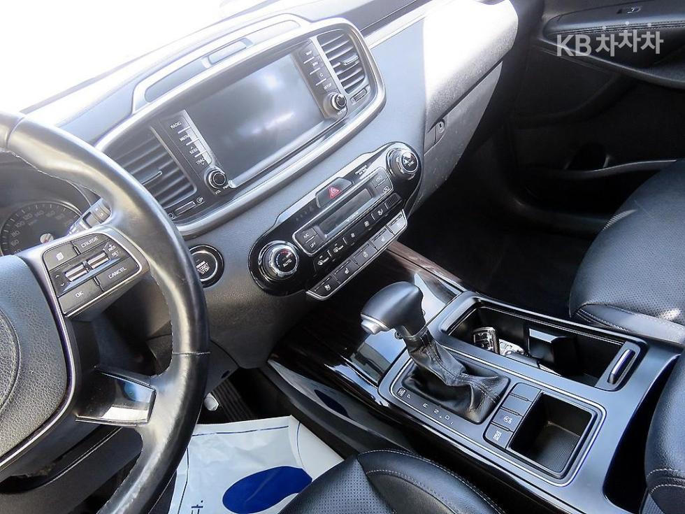 2019 - kia sorento