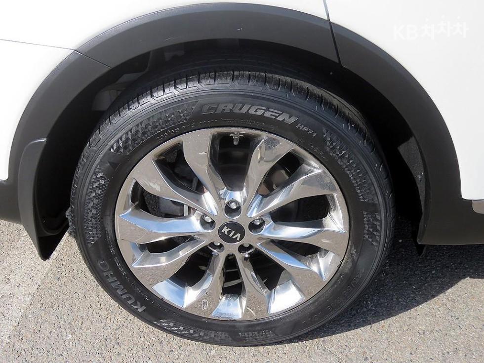 2019 - kia sorento