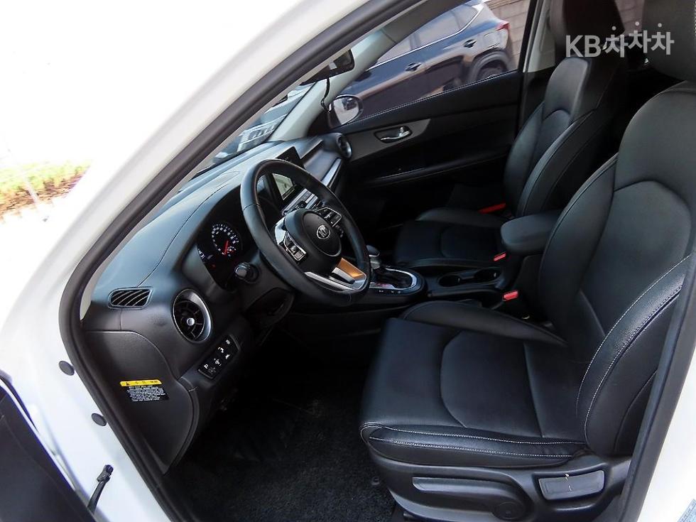 2021 - kia k3