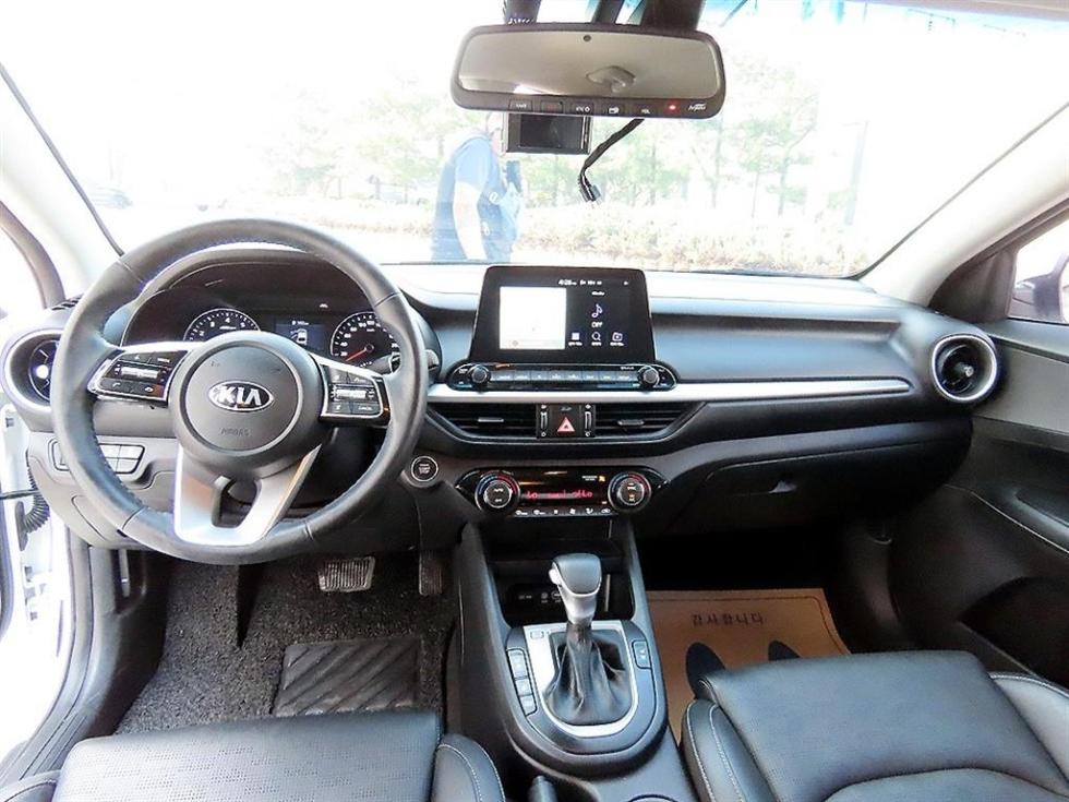 2021 - kia k3