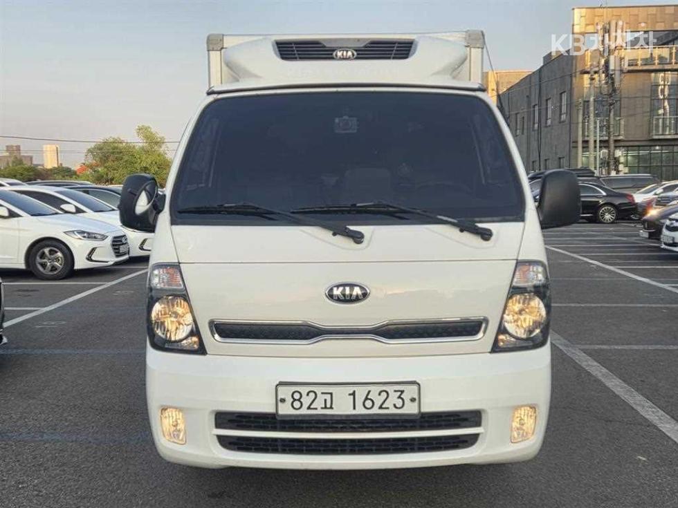 2019 - kia bongo iii