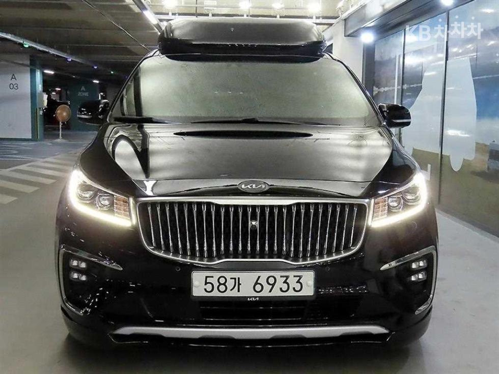 2019 - kia carnival