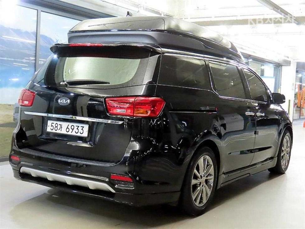 2019 - kia carnival