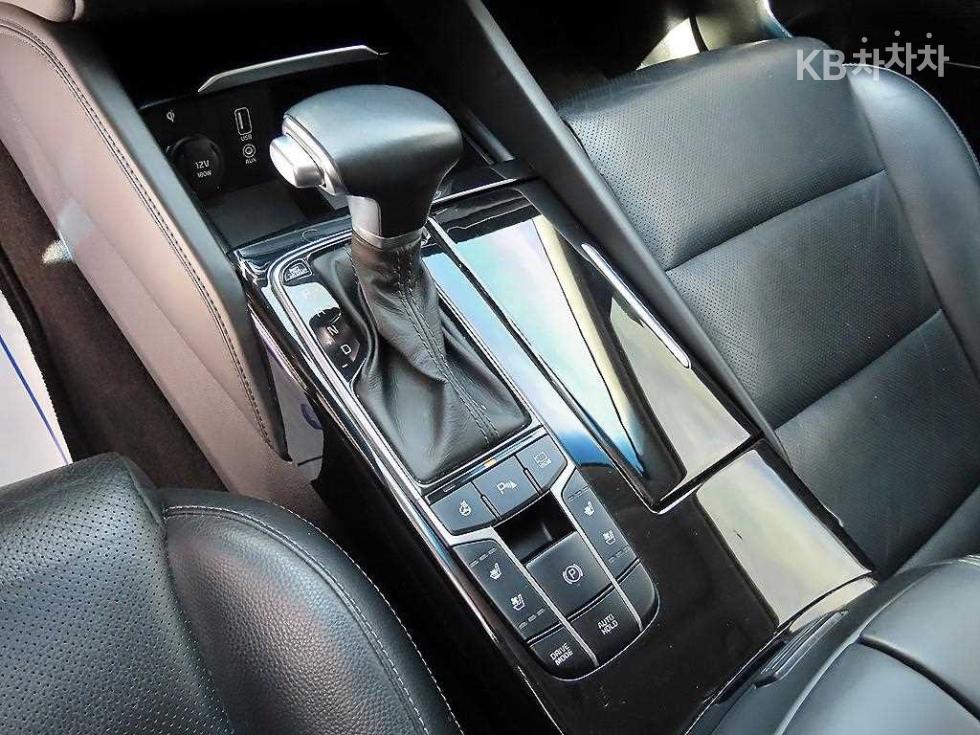 2016 - kia k7