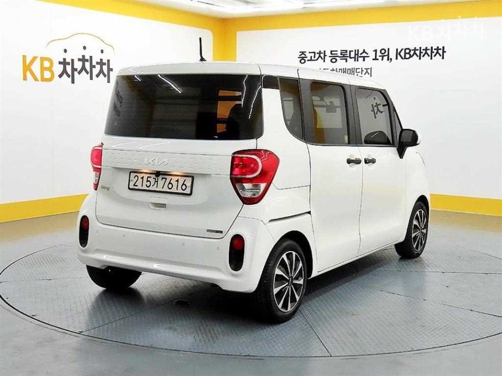 2022 - kia ray