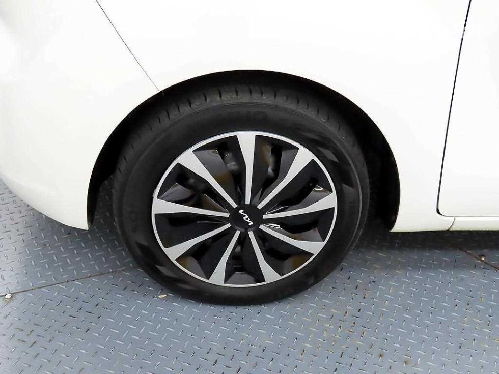 2022 - kia ray