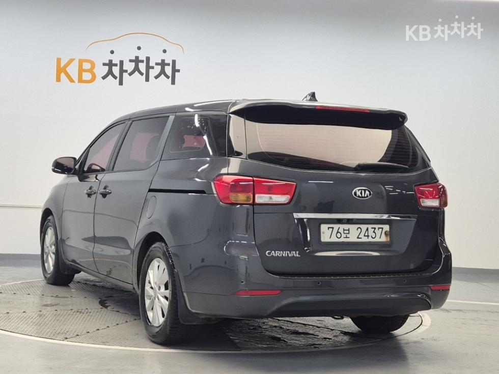 2015 - kia carnival