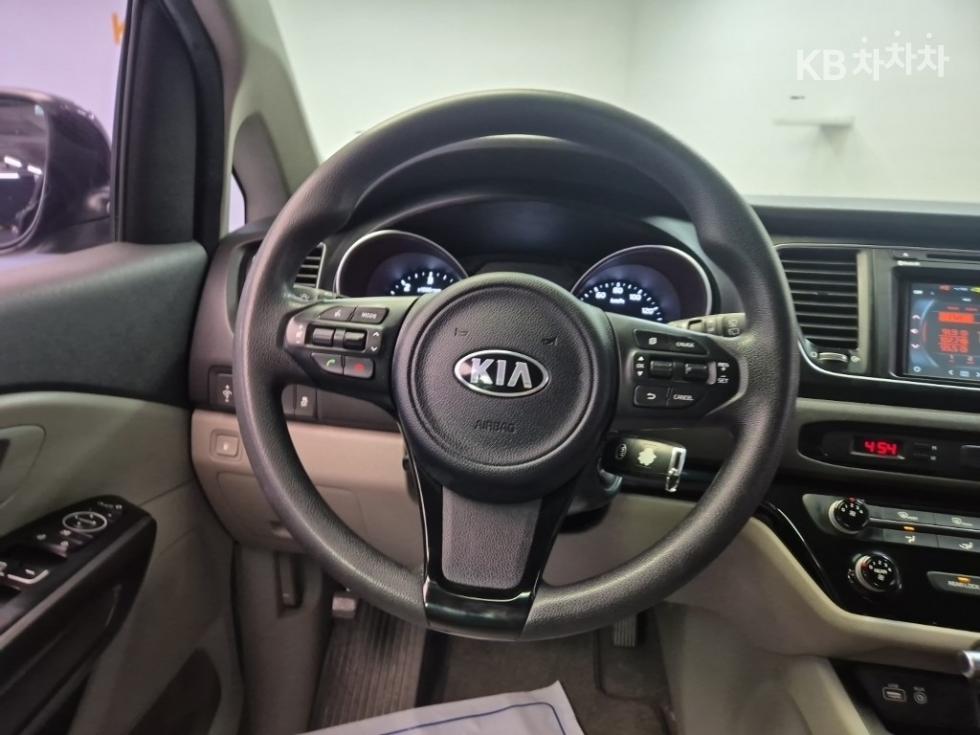 2015 - kia carnival