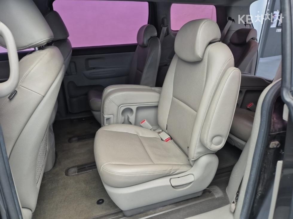2015 - kia carnival