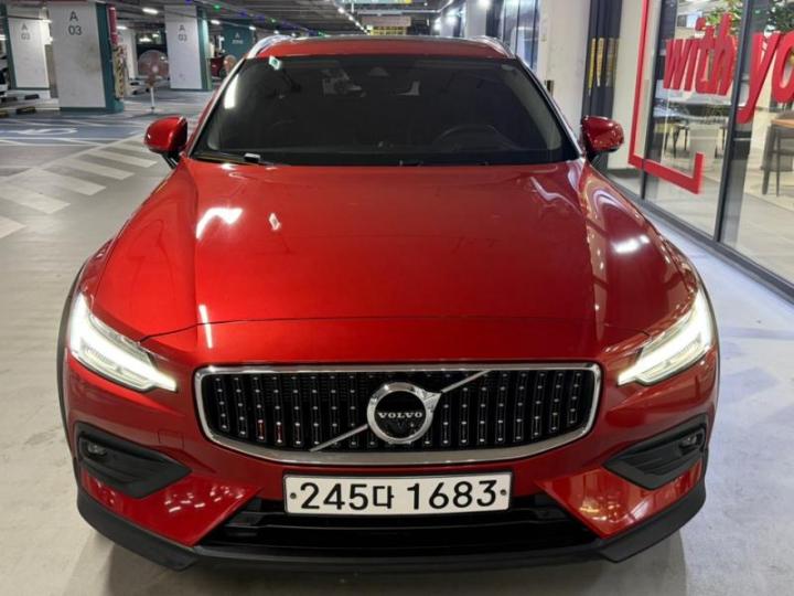 Volvo V60 CC T5 AWD Pro